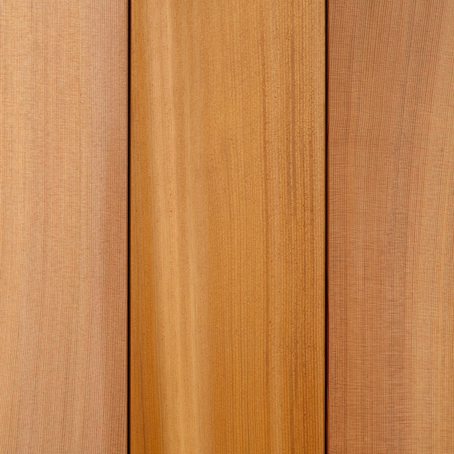 Cedar cladding vertical grain